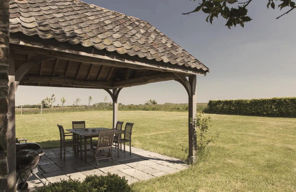 Domaine Sur Les Sarts Hotel Ohey Exterior photo